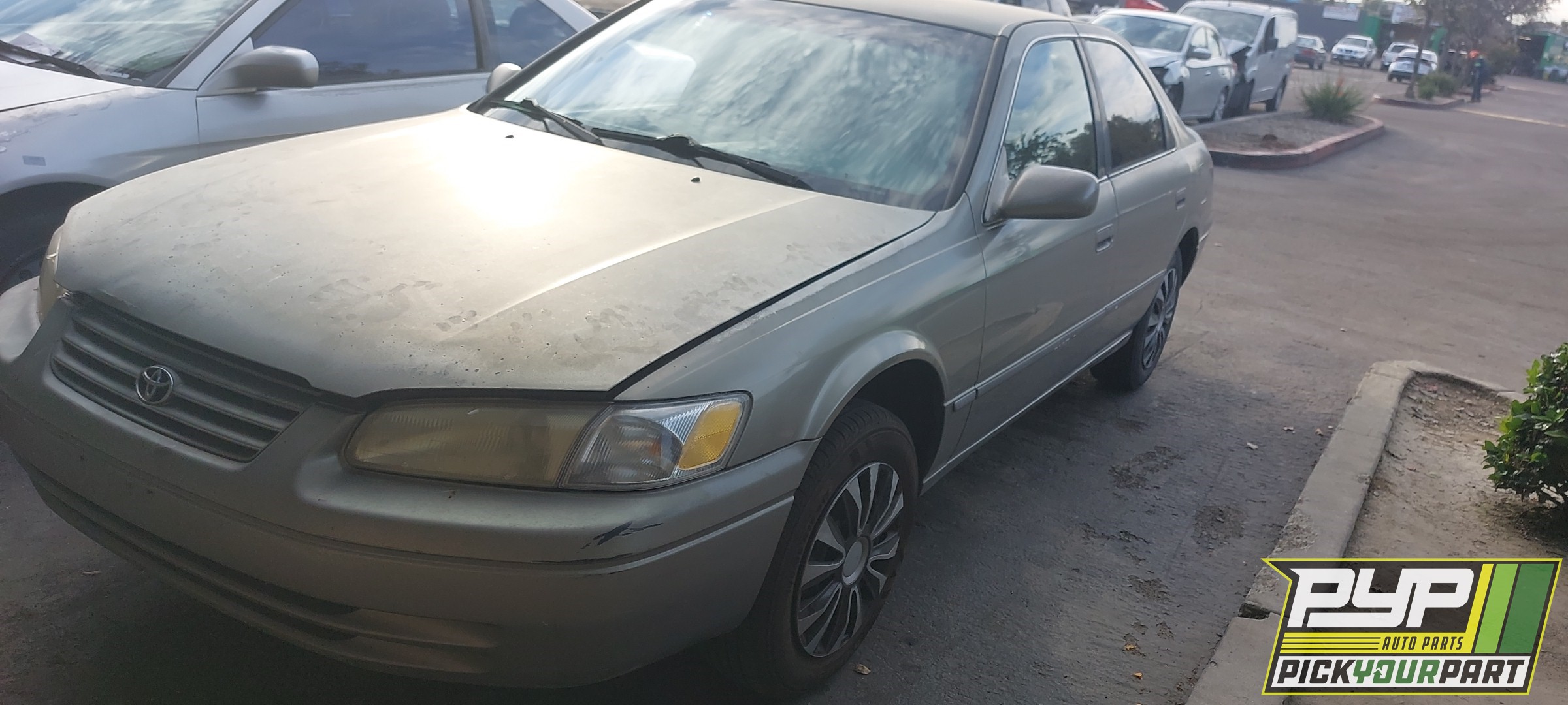 1998 TOYOTA CAMRY partes disponibles