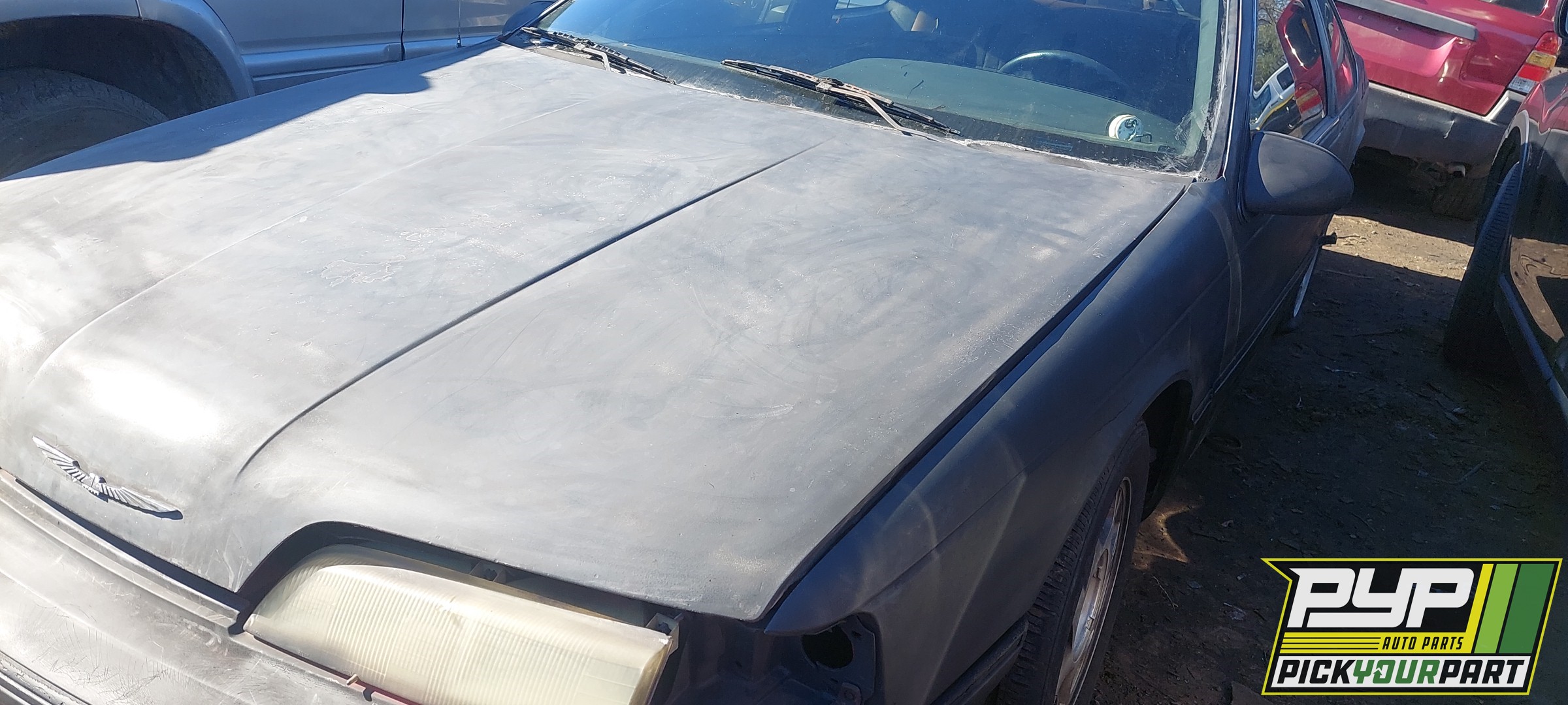 1991 FORD THUNDERBIRD available for parts