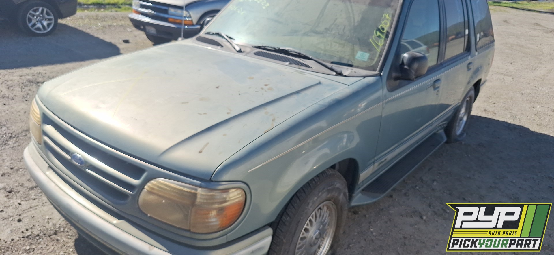 1995 FORD EXPLORER available for parts