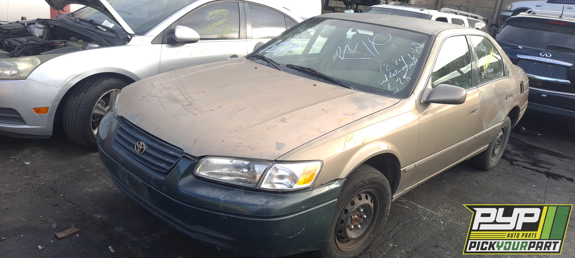 1999 TOYOTA CAMRY available for parts
