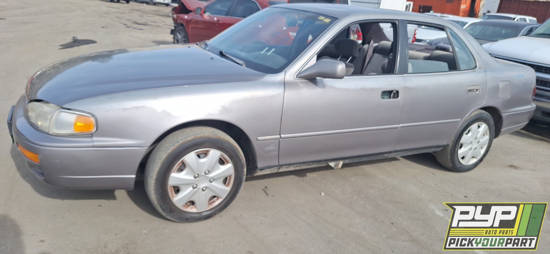 1995 TOYOTA CAMRY available for parts