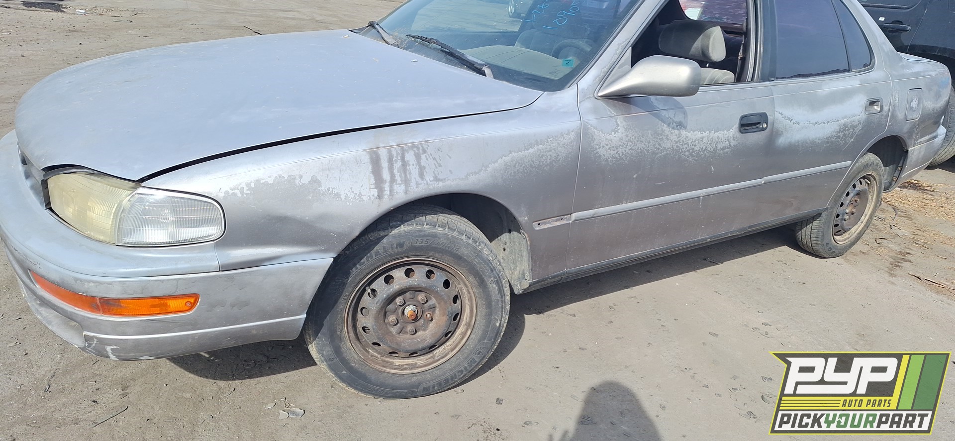 1993 TOYOTA CAMRY partes disponibles