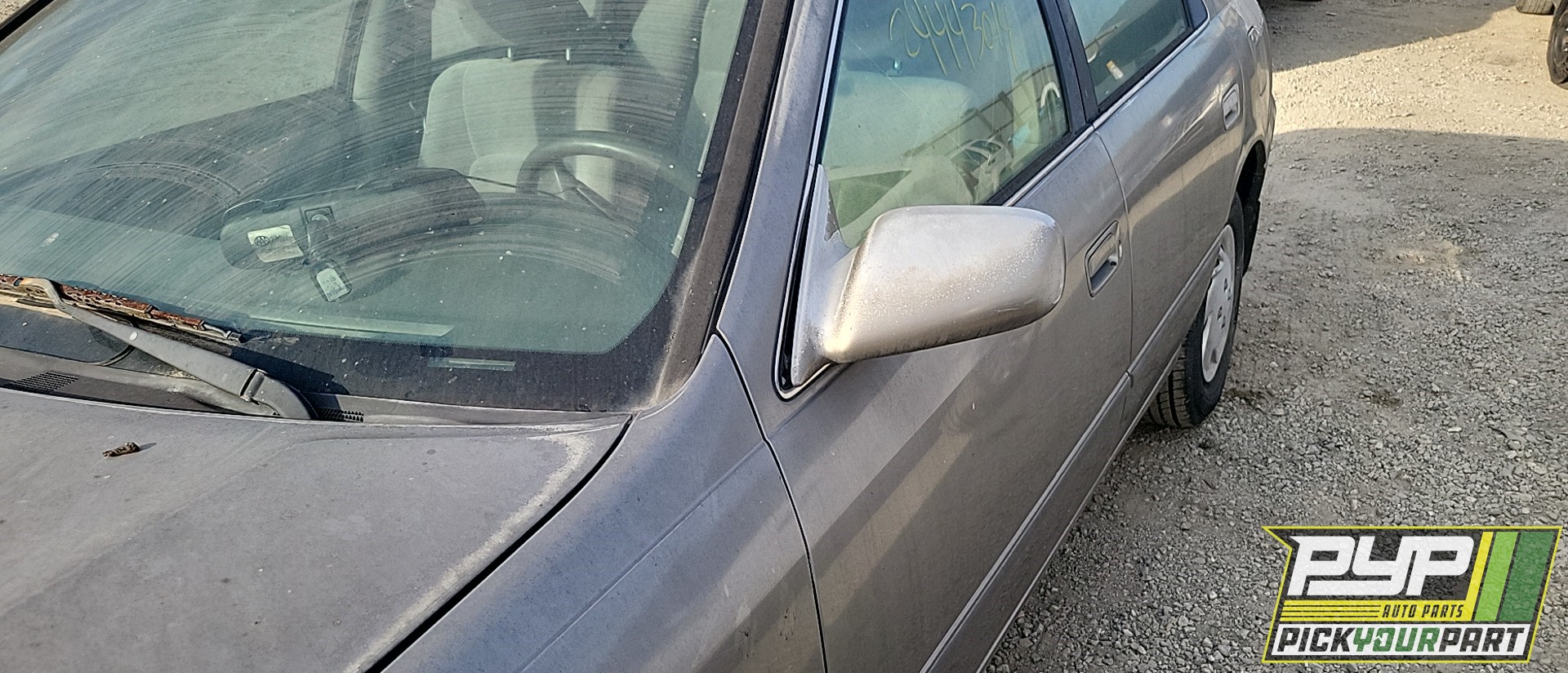 1997 TOYOTA CAMRY available for parts