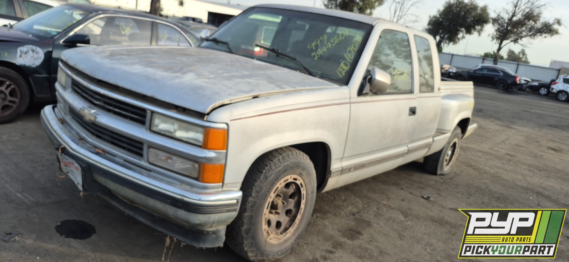1994 CHEVROLET C1500 available for parts