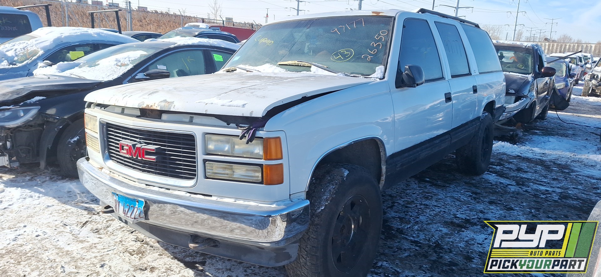 1999 GMC K1500 SUBURBAN available for parts