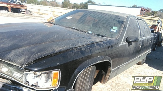 1994 CADILLAC FLEETWOOD available for parts