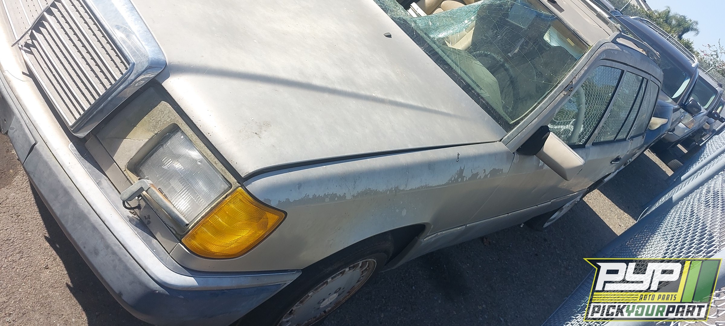 1990 MERCEDES-BENZ 300TE available for parts