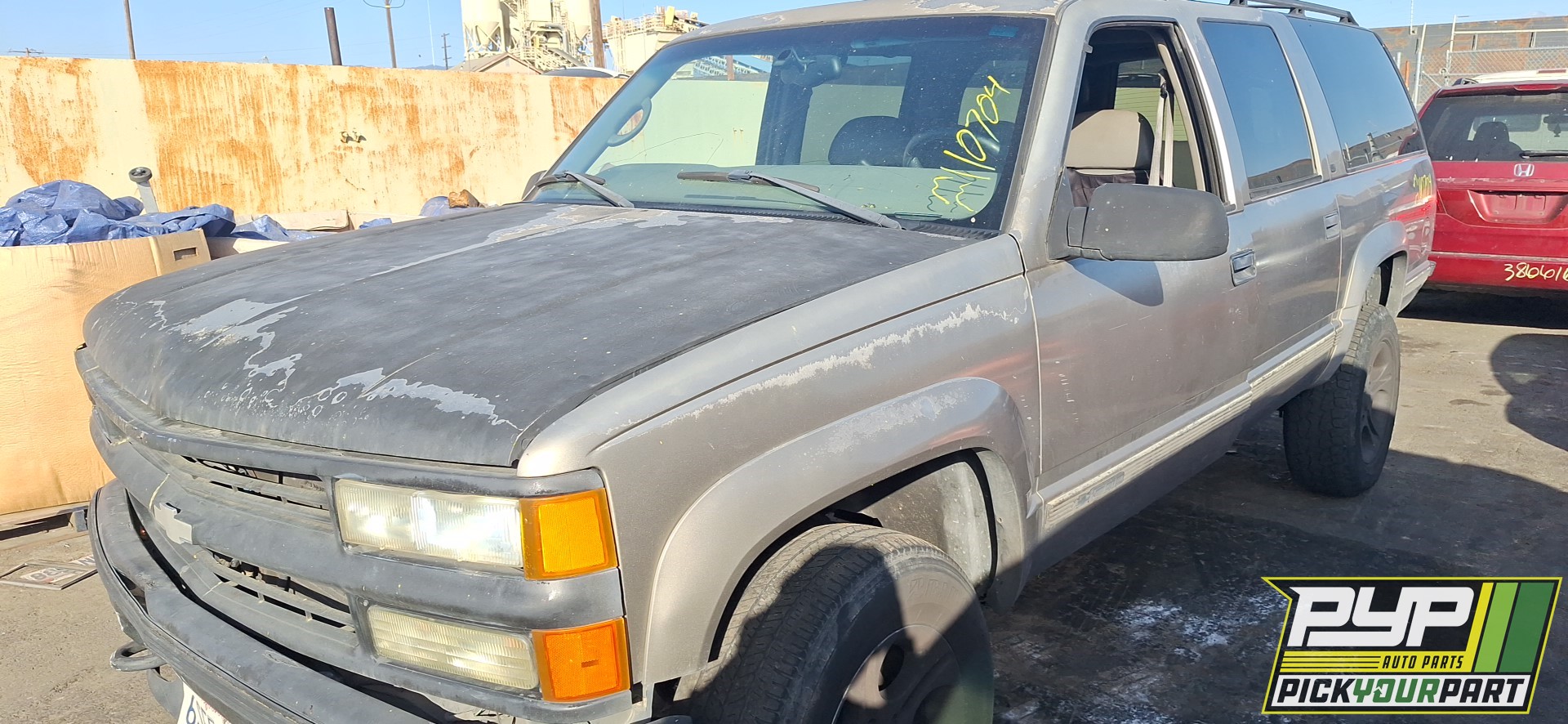 1999 CHEVROLET K1500 SUBURBAN partes disponibles