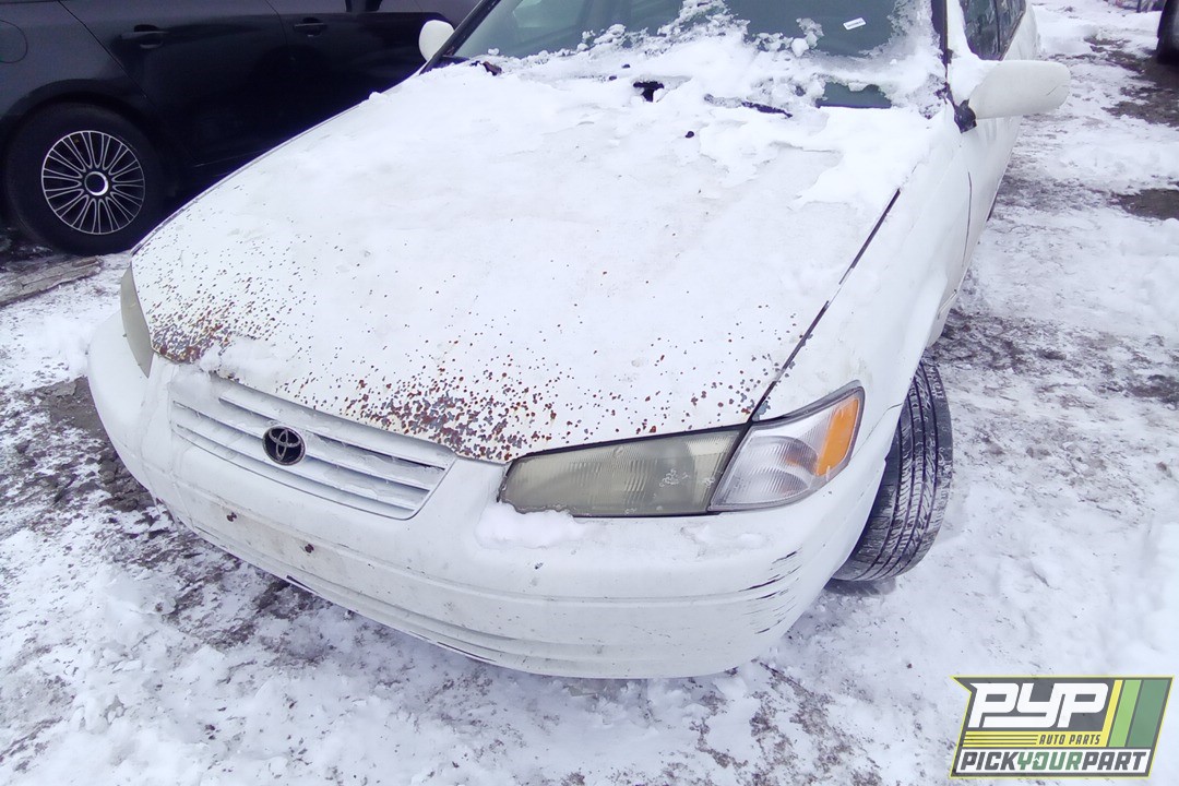 1997 TOYOTA CAMRY available for parts