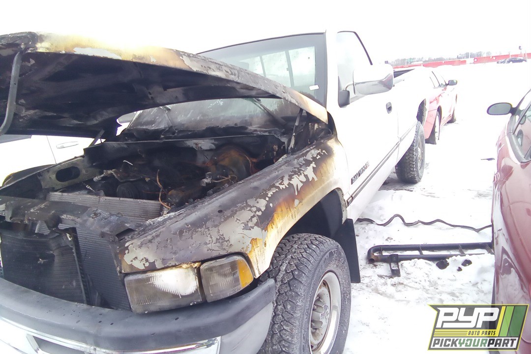 1995 DODGE RAM 1500 available for parts