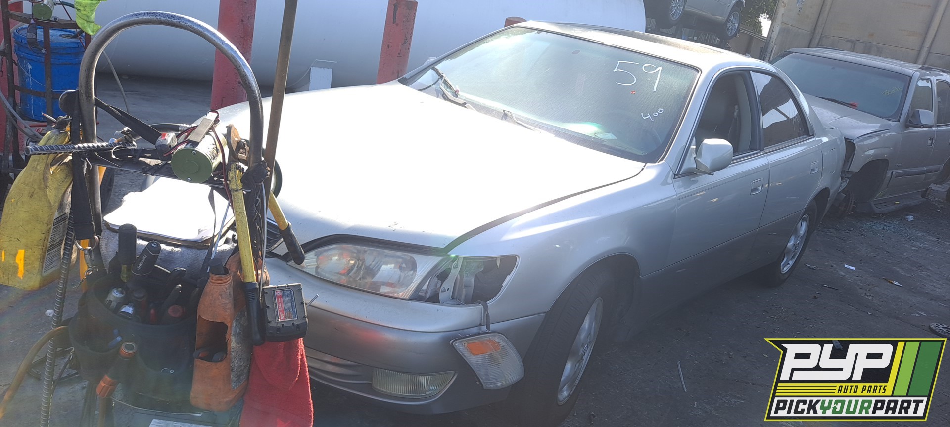 1999 LEXUS ES300 partes disponibles