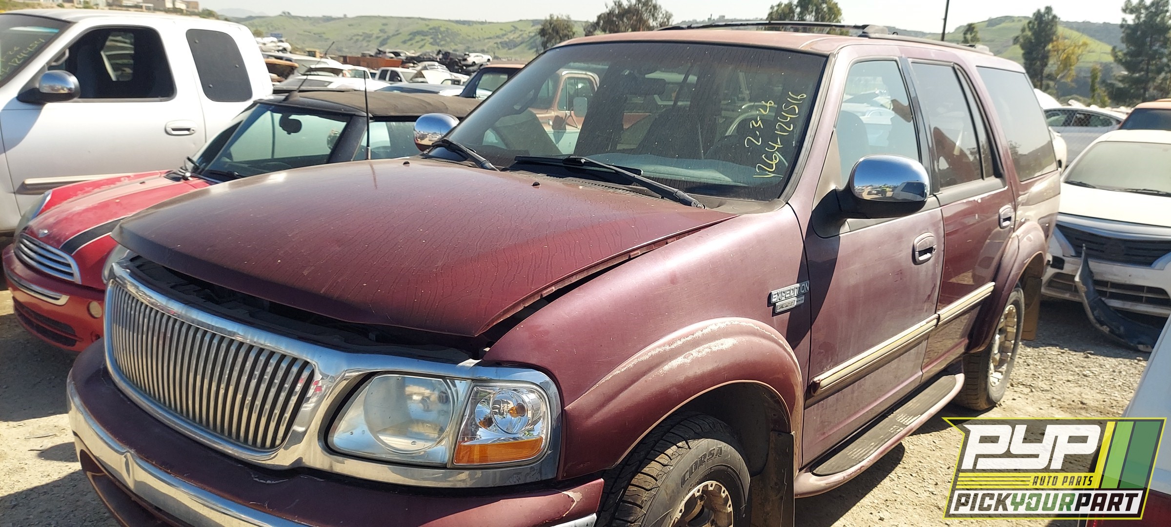 1999 FORD EXPEDITION available for parts