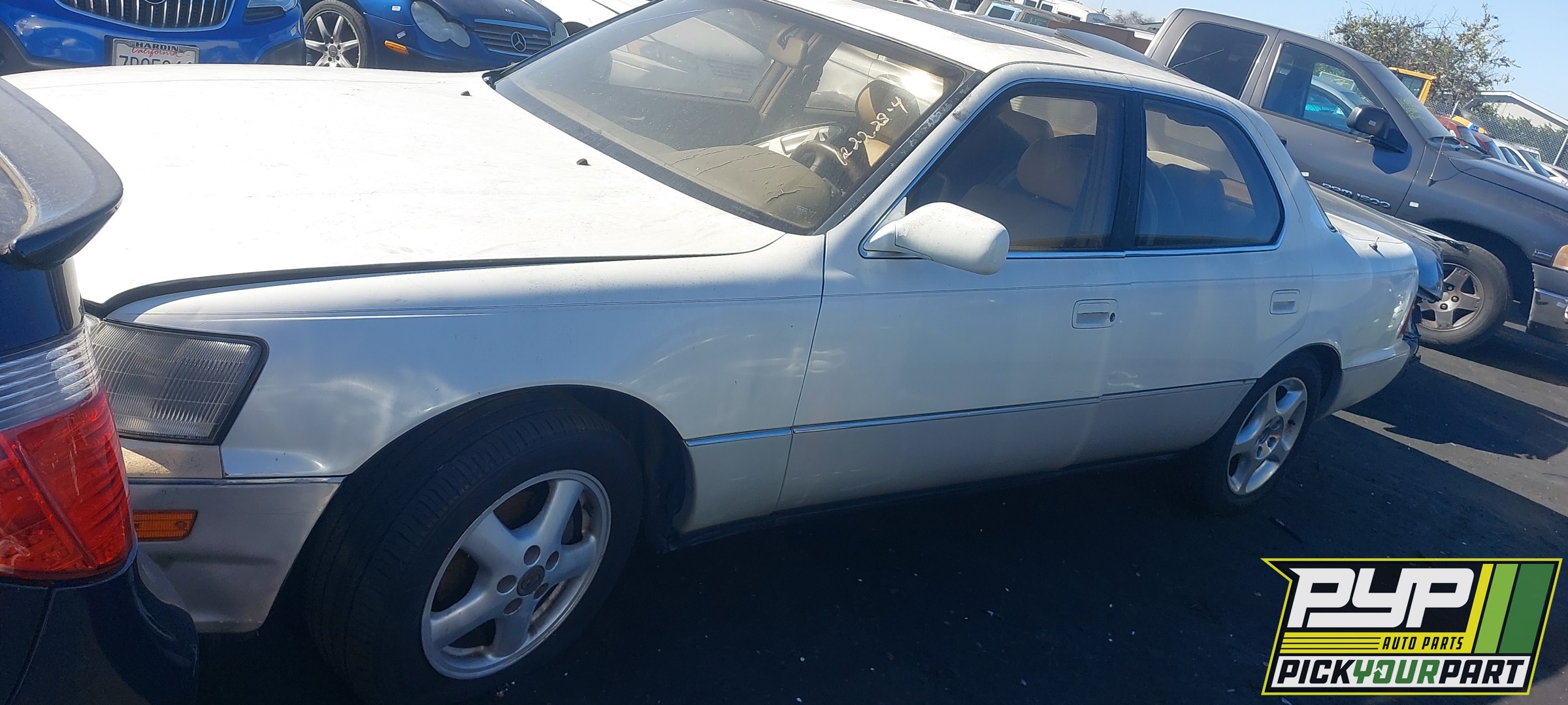 1991 LEXUS LS400 available for parts