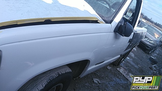 1997 CHEVROLET C2500 available for parts