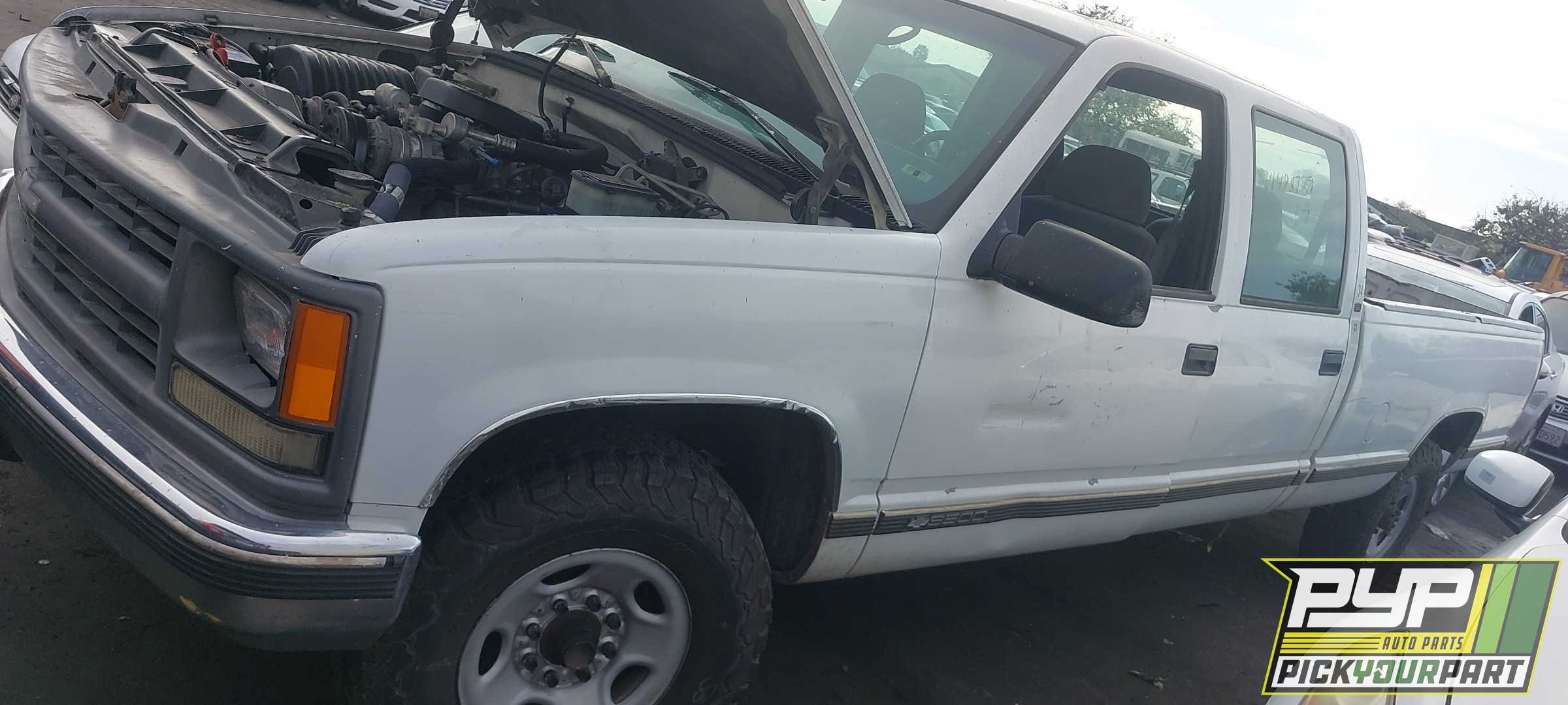 1997 CHEVROLET C3500 available for parts