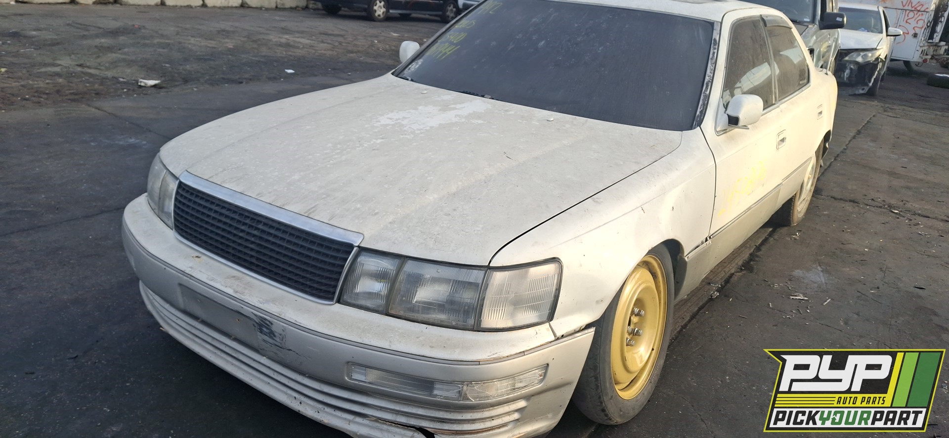 1992 LEXUS LS400 available for parts
