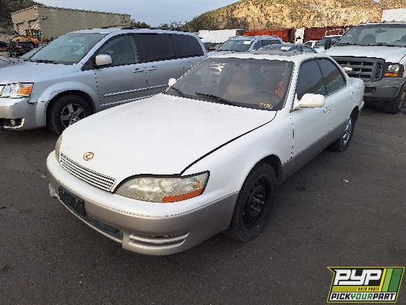 1994 LEXUS ES300 available for parts