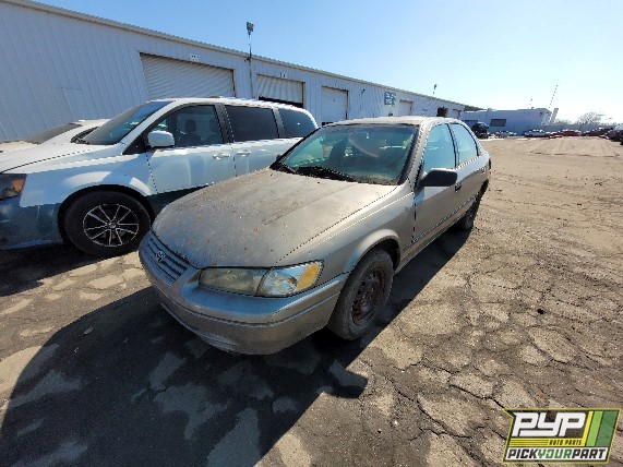 1998 TOYOTA CAMRY available for parts