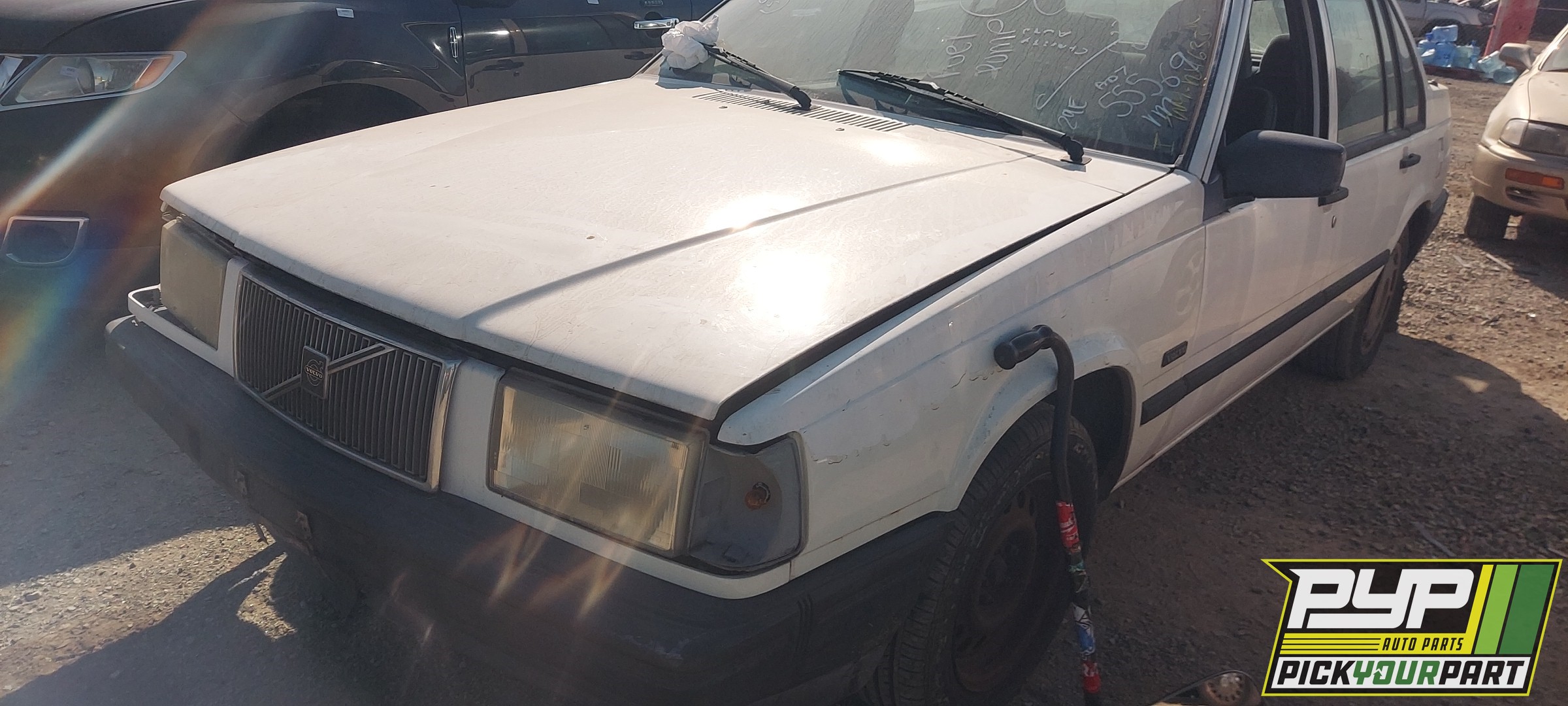 1994 VOLVO 940 available for parts
