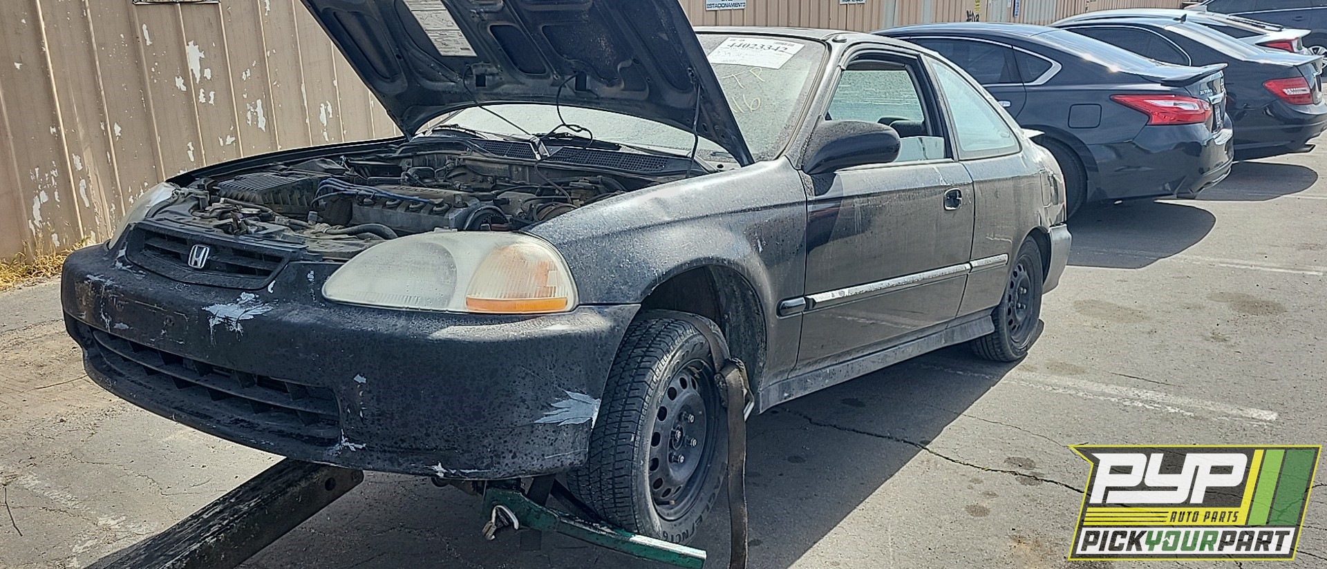 1996 HONDA CIVIC available for parts
