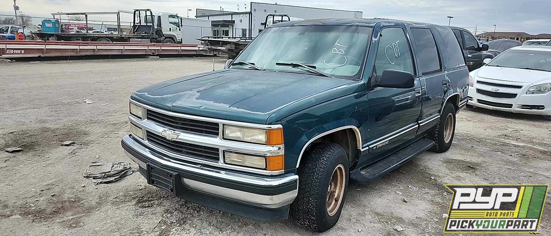 1999 CHEVROLET TAHOE available for parts
