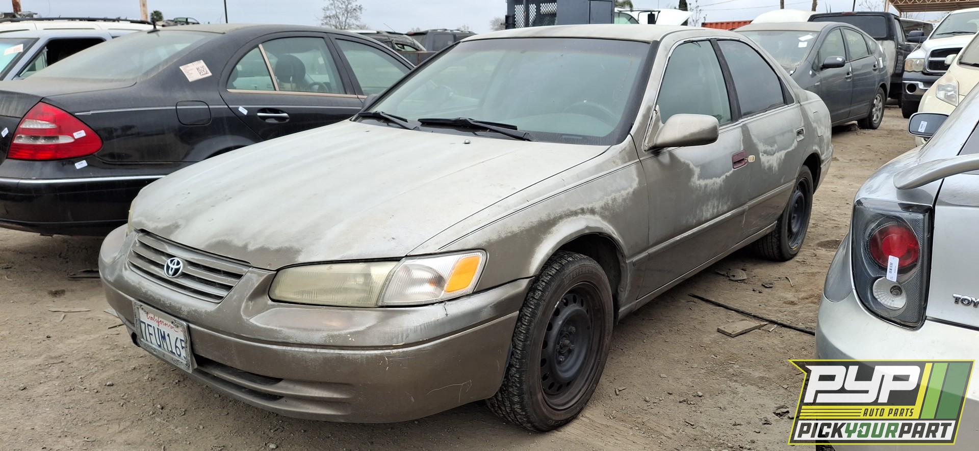 1999 TOYOTA CAMRY partes disponibles