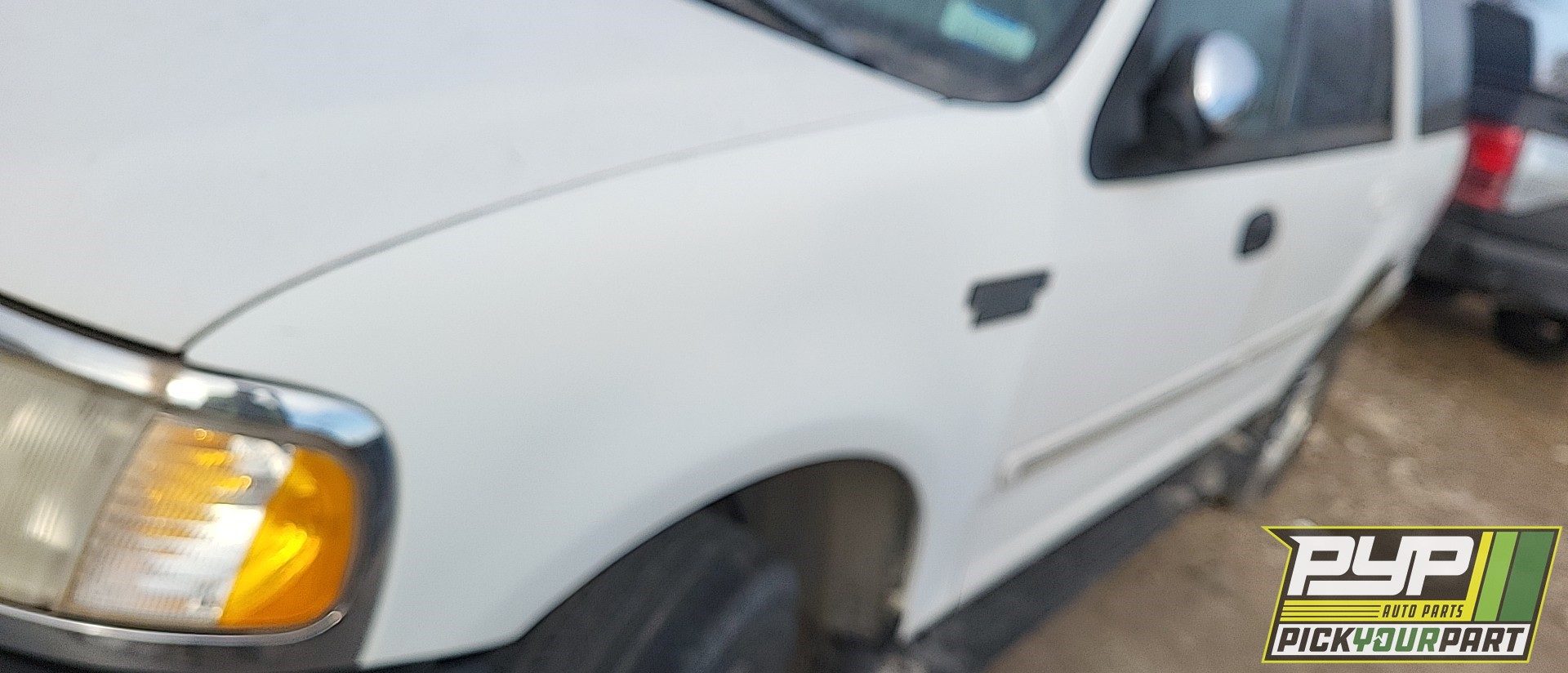 1998 FORD EXPEDITION available for parts