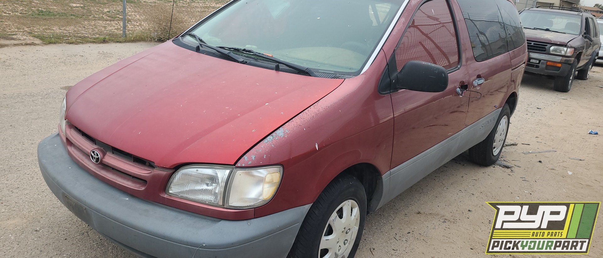 1998 TOYOTA SIENNA available for parts