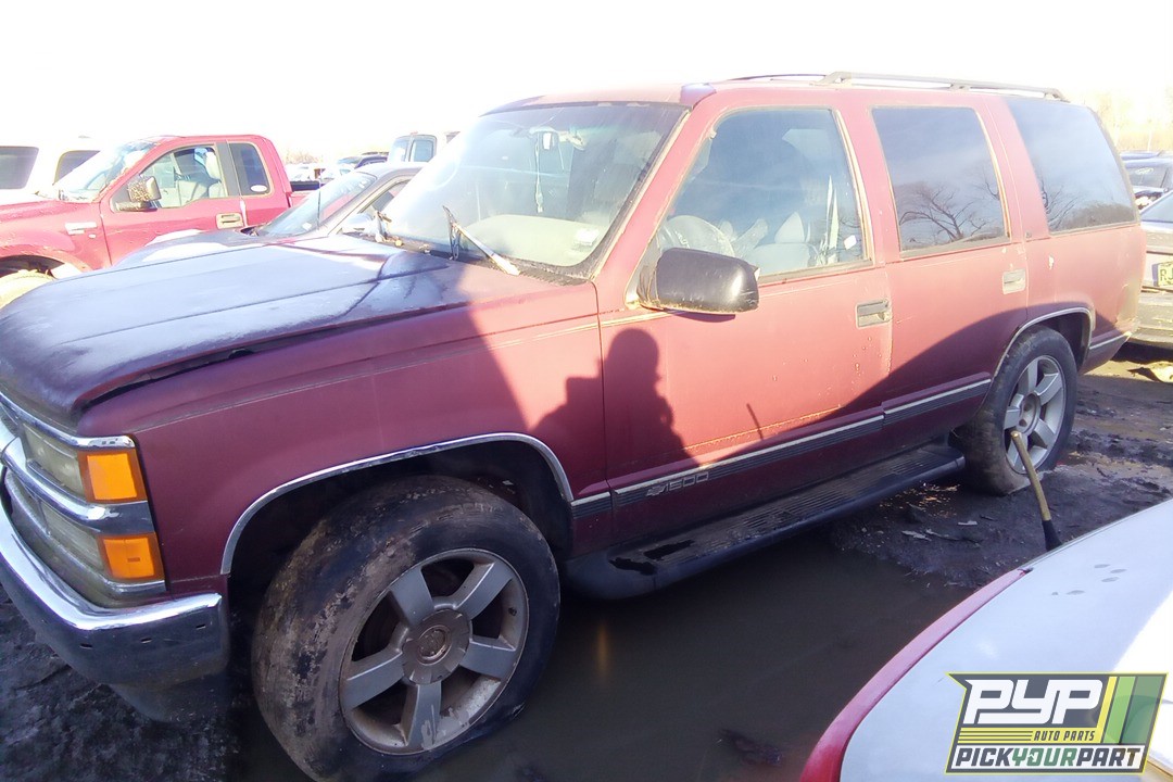 1996 CHEVROLET TAHOE available for parts