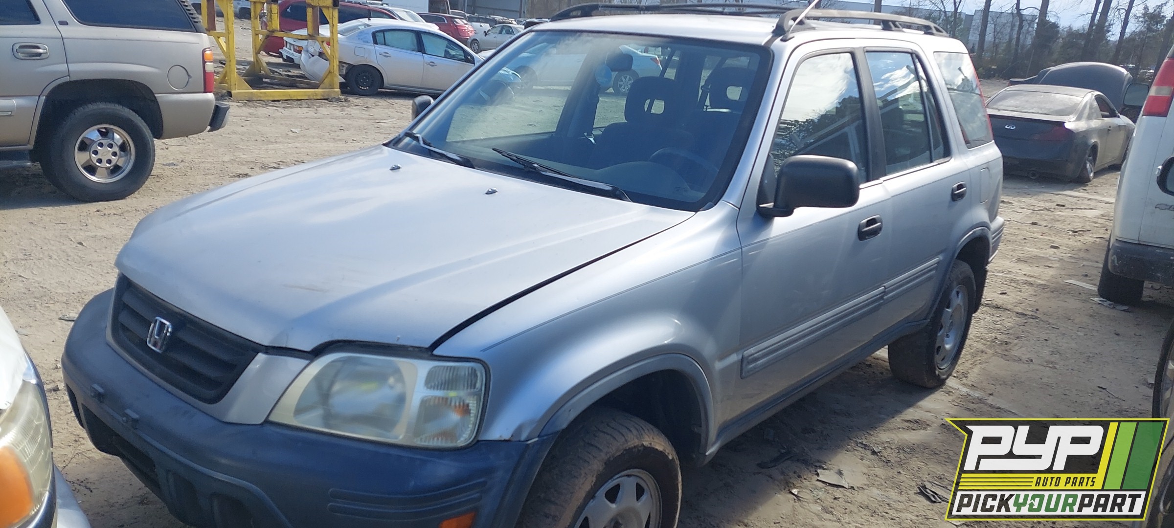 1999 HONDA CR-V available for parts