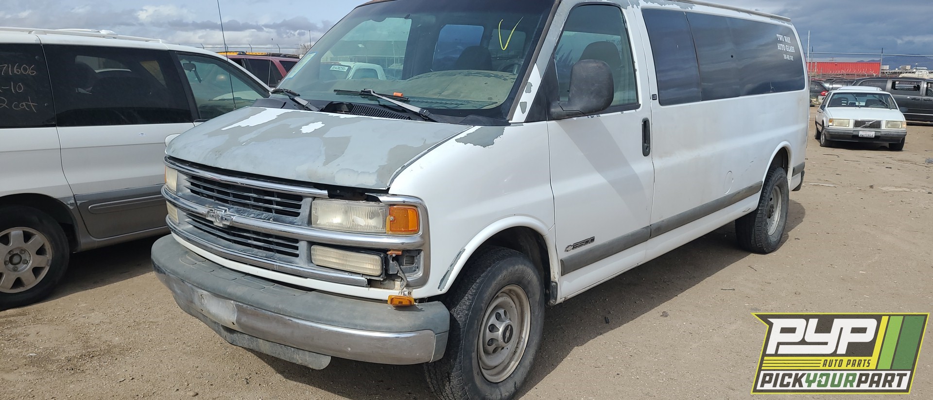 1999 CHEVROLET EXPRESS 3500 available for parts