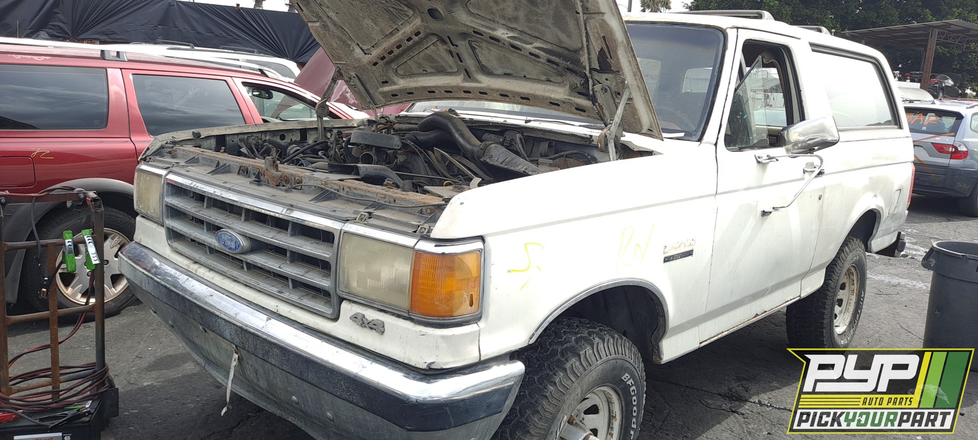 1989 FORD BRONCO available for parts