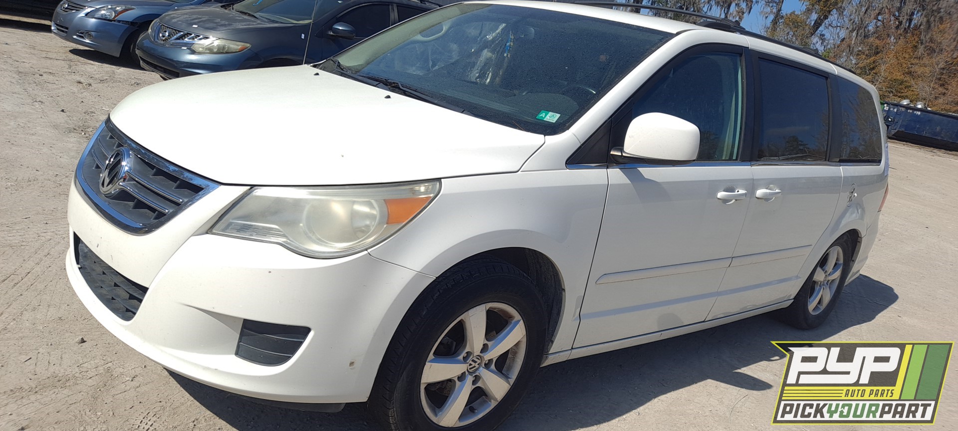 2009 VOLKSWAGEN ROUTAN partes disponibles