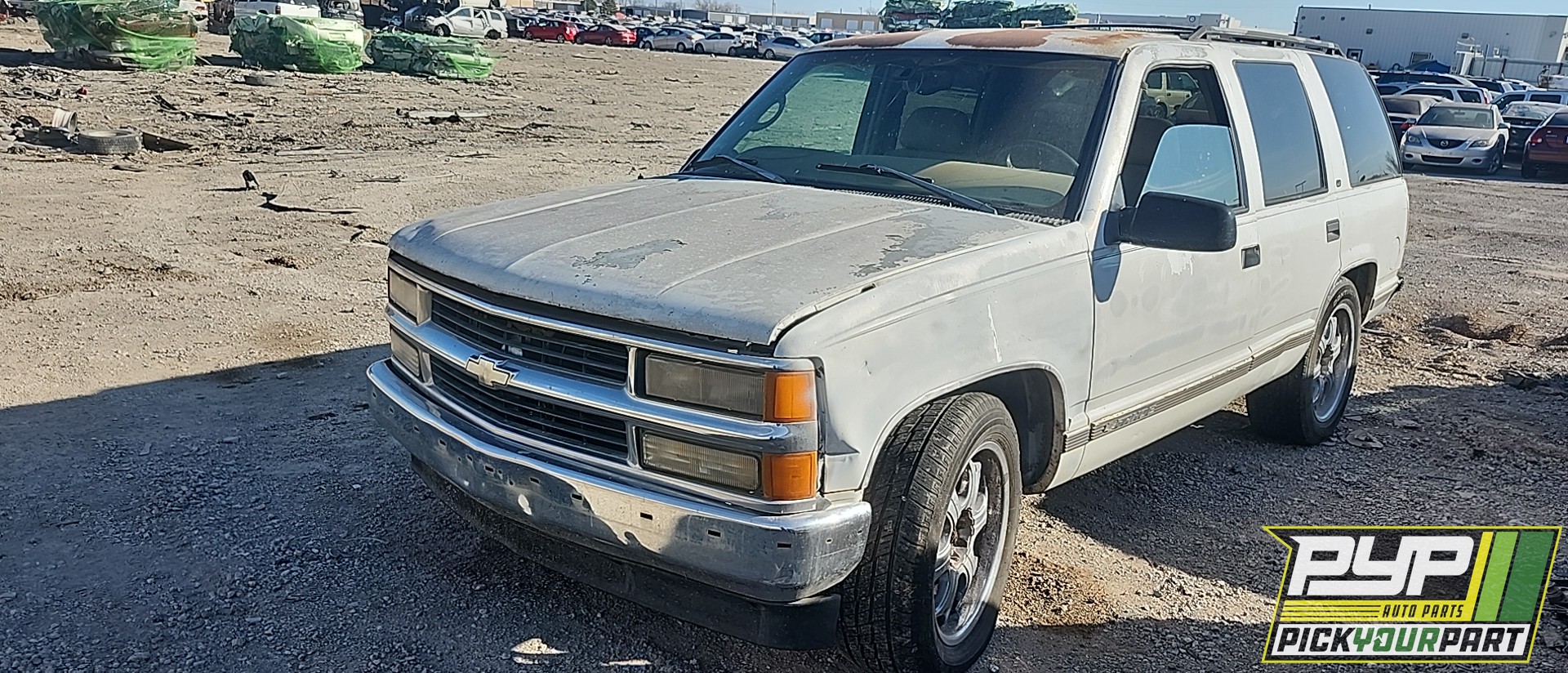 1999 CHEVROLET TAHOE available for parts