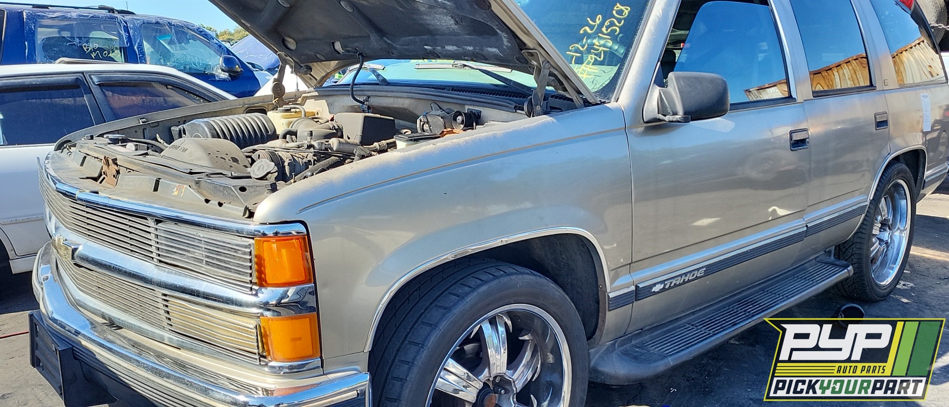 1999 CHEVROLET TAHOE available for parts