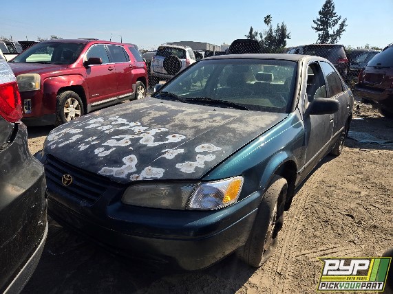 1998 TOYOTA CAMRY partes disponibles