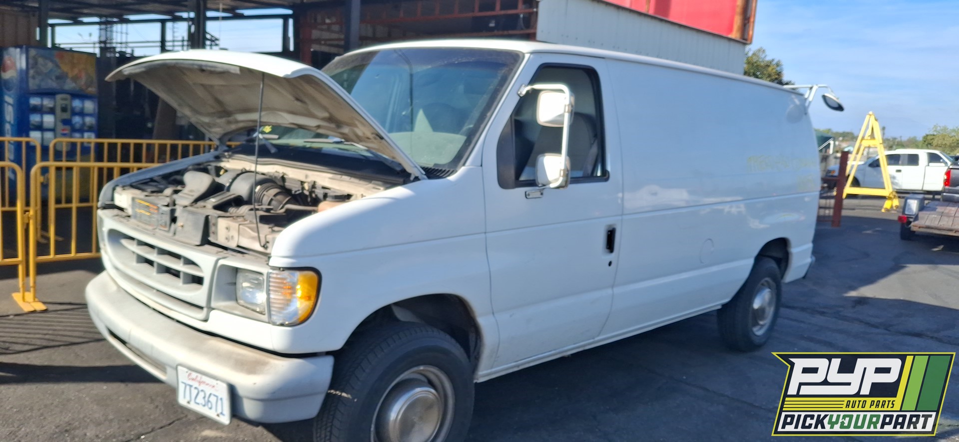 1999 FORD E-250 ECONOLINE available for parts