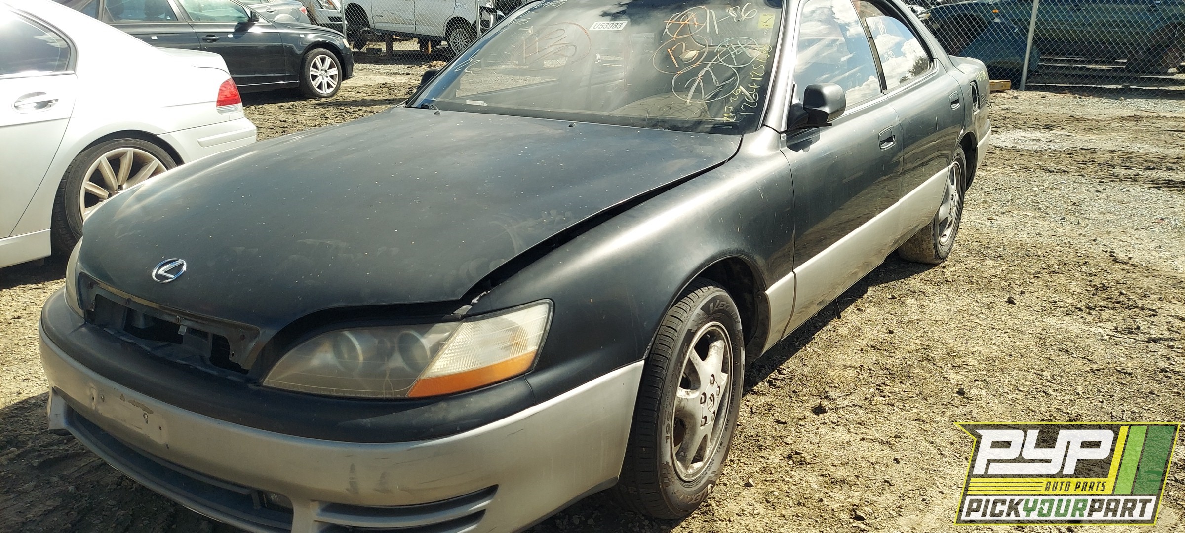 1995 LEXUS ES300 partes disponibles