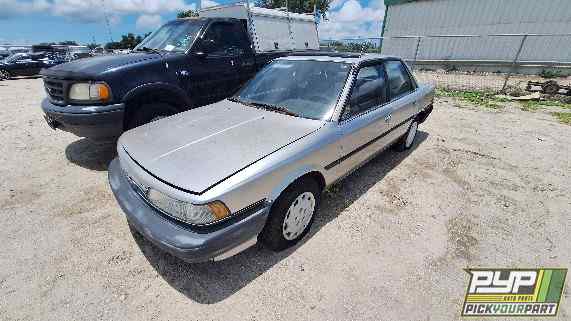 1989 TOYOTA Camry