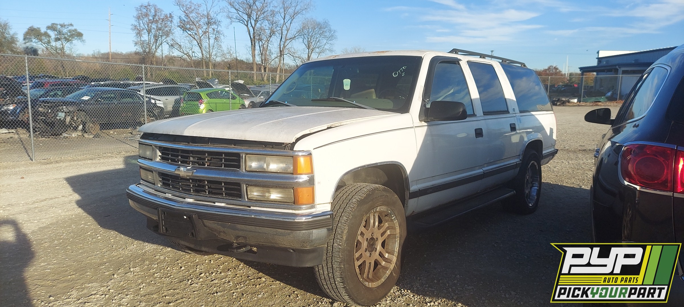 1998 CHEVROLET K1500 SUBURBAN partes disponibles
