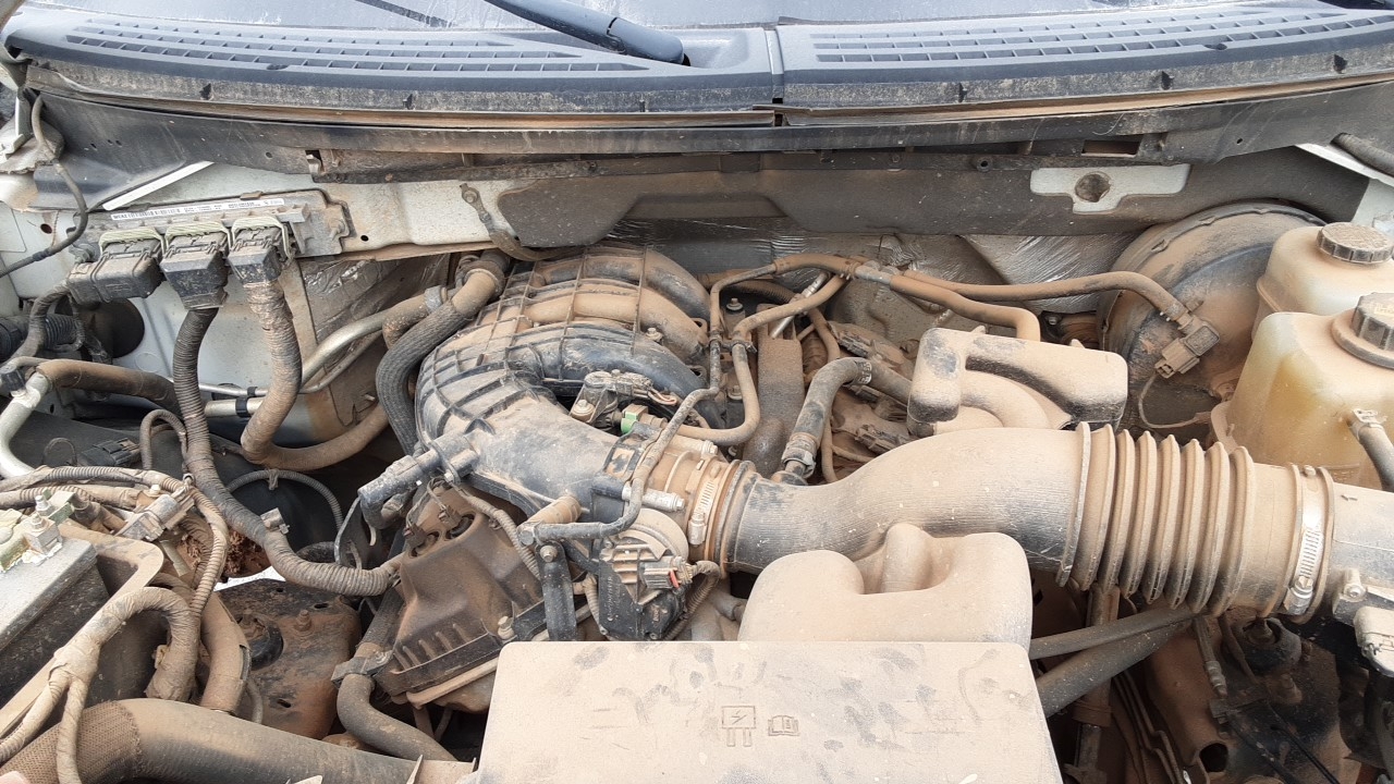 3.7L (VIN M 8TH DIGIT)
