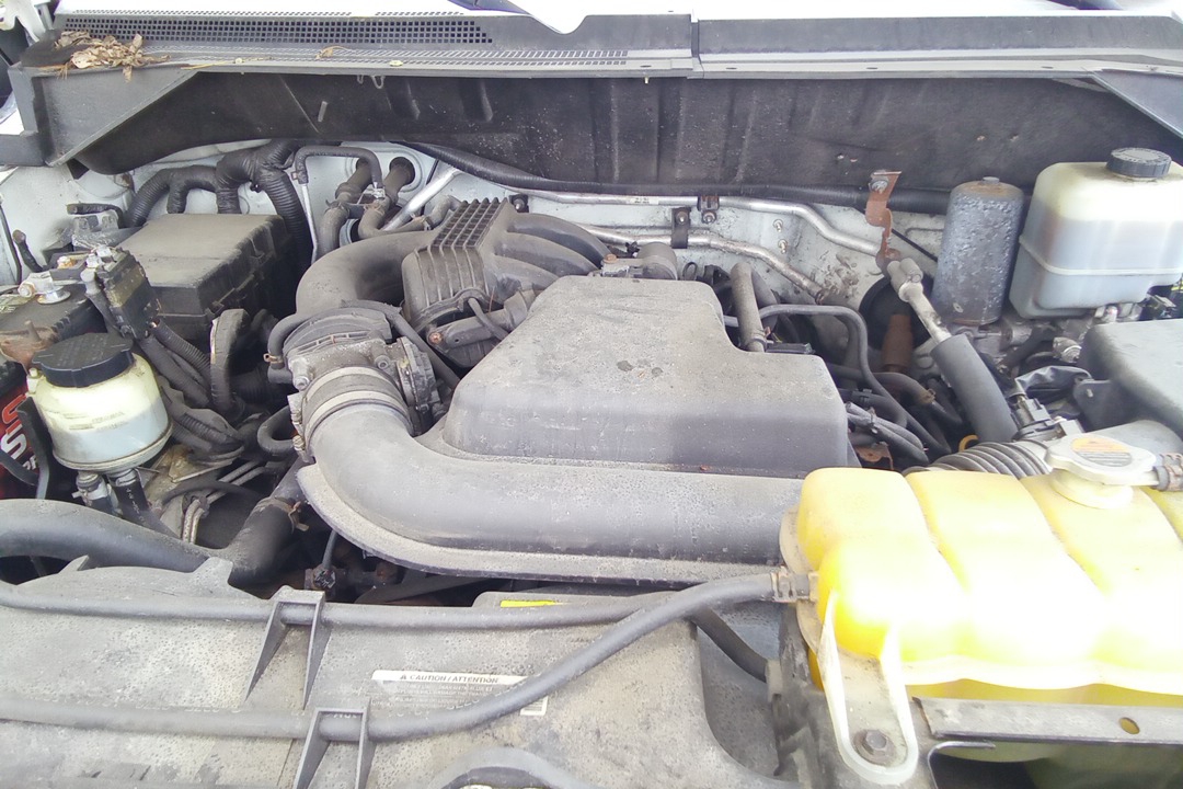 4.0L (VIN B 4TH DIGIT VQ40DE)