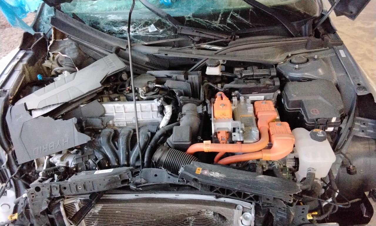 1.6 AUTO FWD 1.6L NATURALLY ASPIRATED (VIN J 8TH DIGIT HYBRID) GASOLINE