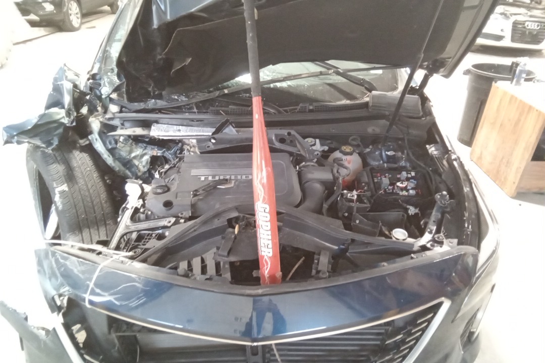 2.0 AUTO 4X4 (2.0L VIN 4 8TH DIGIT OPT LSY)