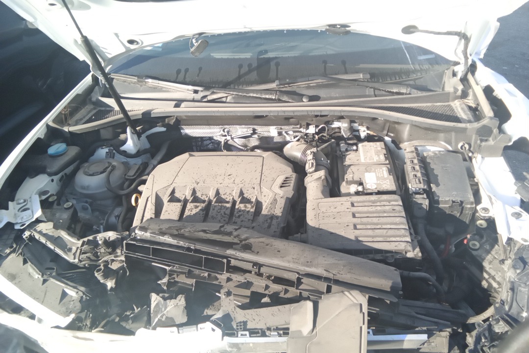 2.0 AUTO AWD (2.0L) VIN U (5TH DIGIT ID CZRA) NR