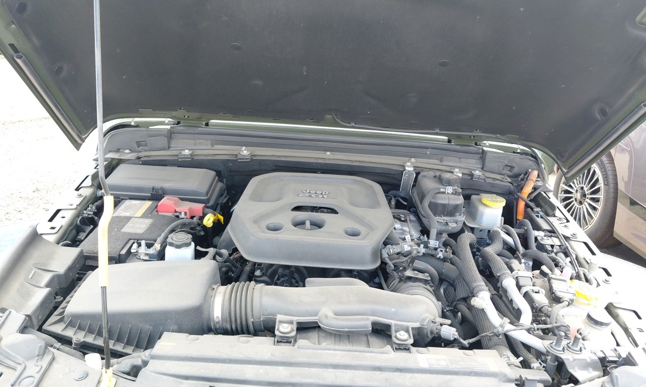 2.0 AUTO 4X4 CHECK ENGINE LIGHT ON RG